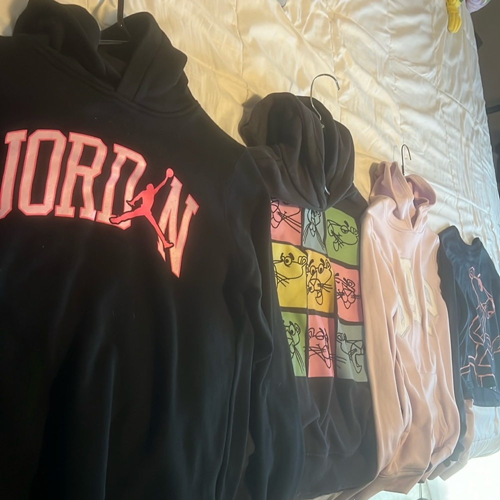 Hoodies x3 and I crop sweater for Ages 10-12